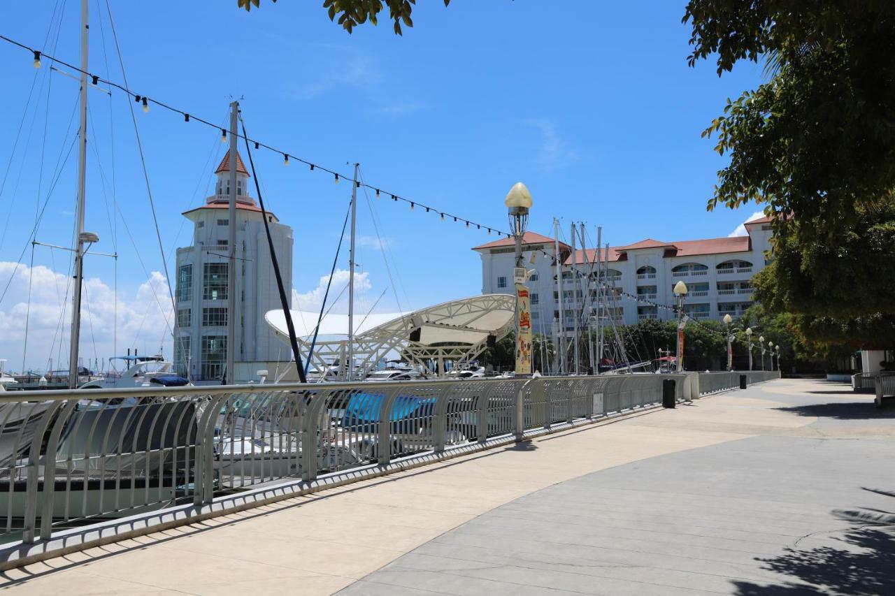 The Straits Quay Marina By Messina Clive Lägenhet George Town Exteriör bild